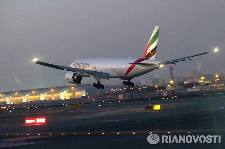 Авиокомпания Emirates открива най-дългата линия без кацане     