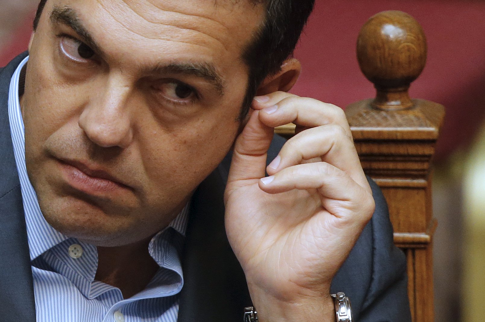 Ципрас подаде оставка и обяви избори в обръщение към народа