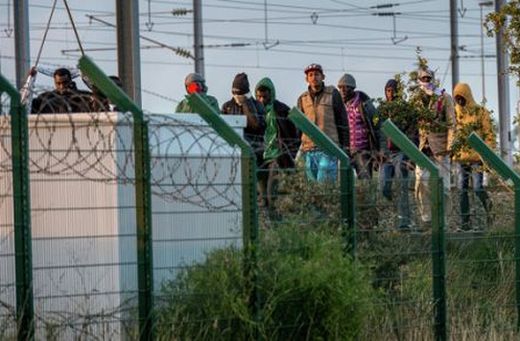 Европа се задъхва от бежанците