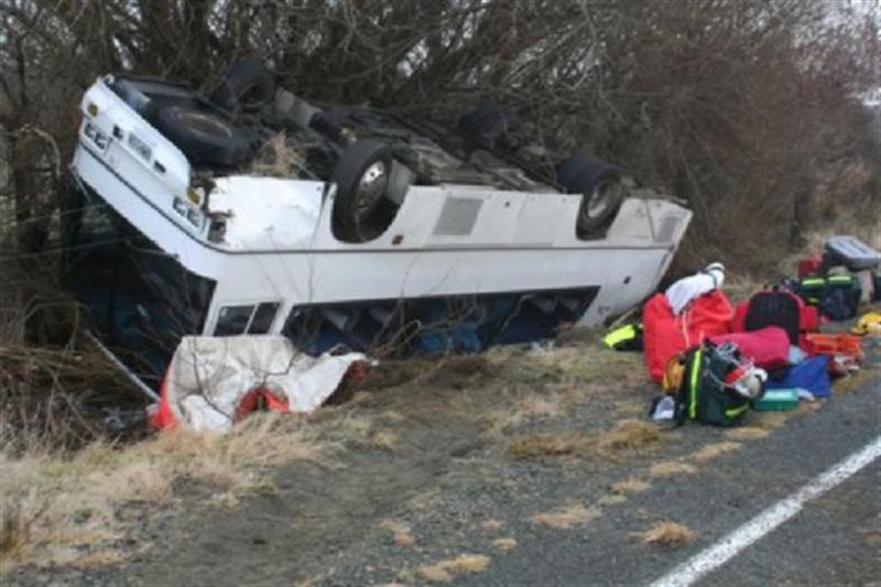 Страшна катастрофа с автобус, 35 души са загинали