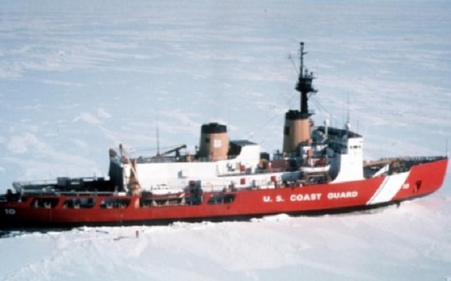 Белият дом спешно строи ледоразбивачи, за да възпре руската инвазия в Арктика