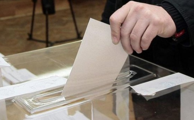 40 партии и коалиции вече са подали документи в ЦИК за местните избори