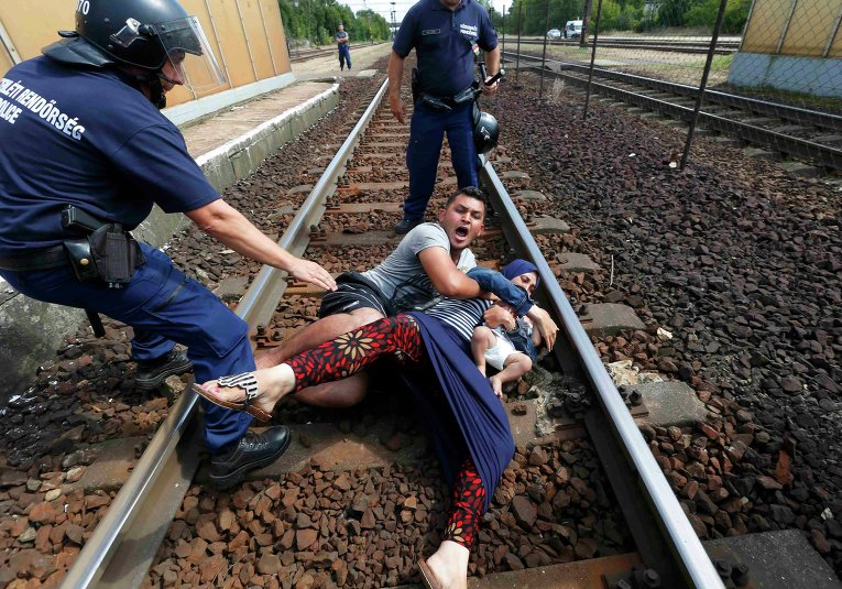 Унгарското МВнР обвинява за мигрантите „провалената политика на ЕС” 