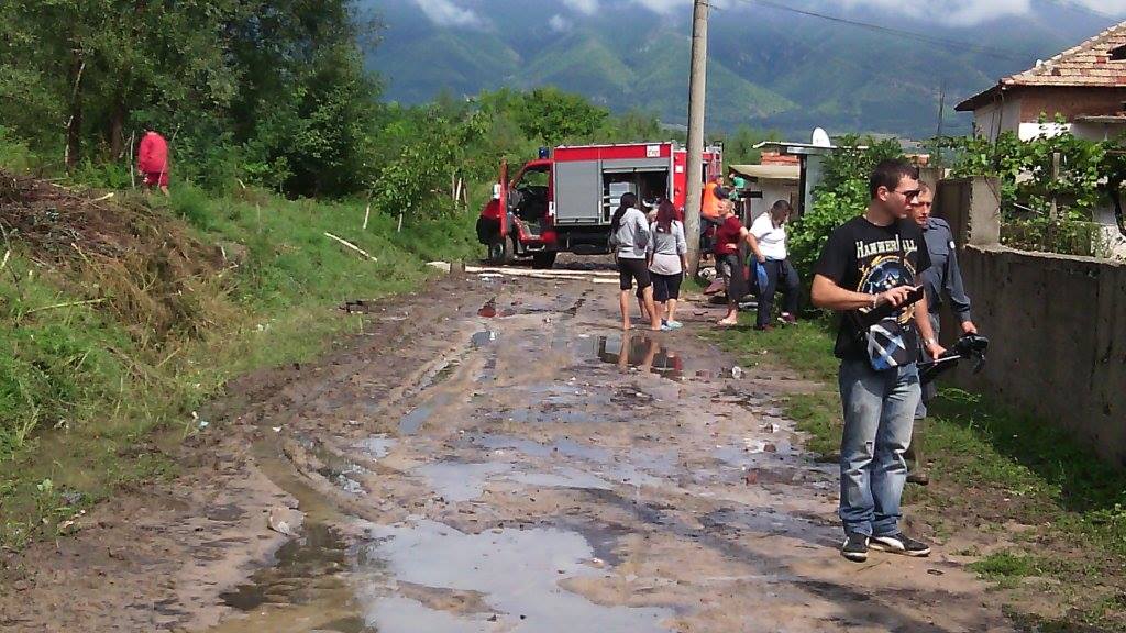 Обявиха частично бедствено положение в наводнените села от Подбалкана (СНИМКИ)