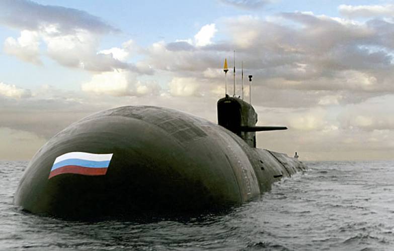 Най-модерната подводница на Русия навлезе в Черно море  
