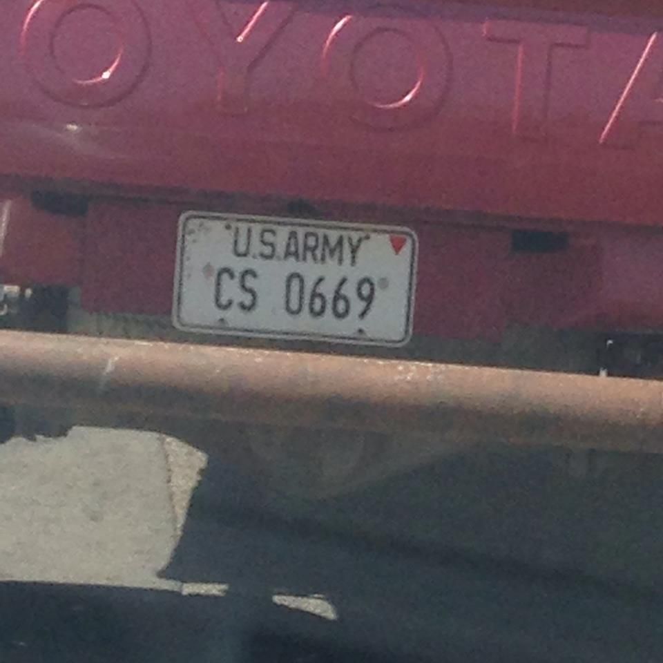 Само в БЛИЦ: Ето го джипа с номер на US-армията с мистериозния сандък, който мина през София! (ВИДЕО)