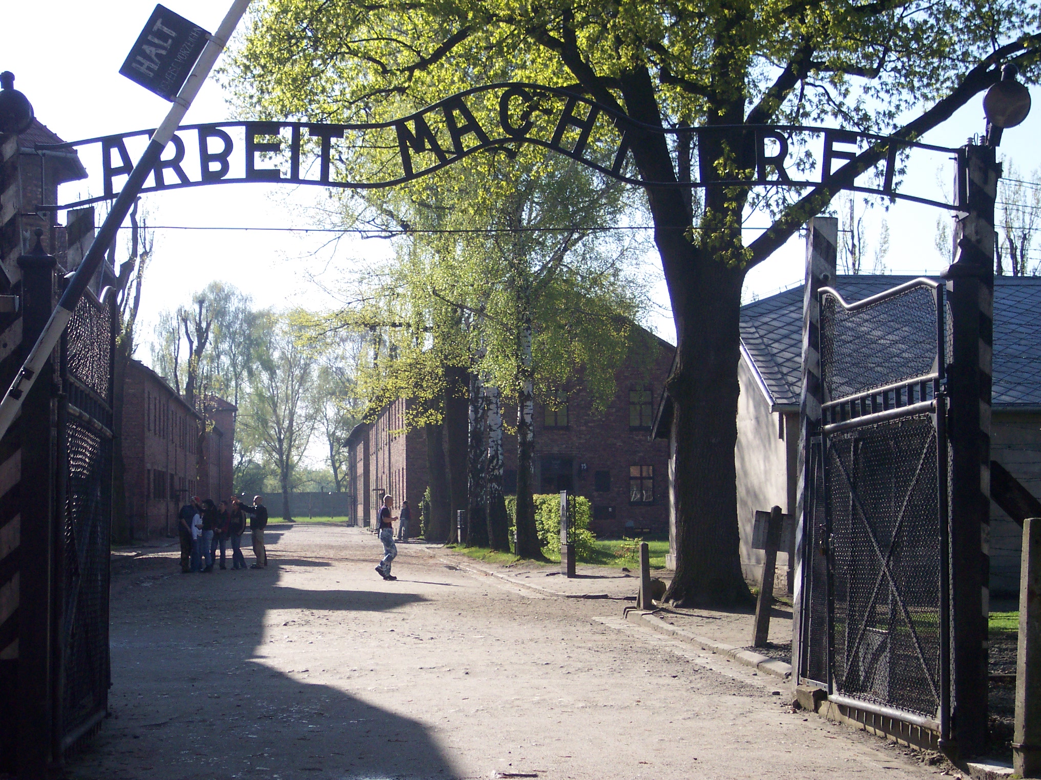 91-годишна нацистка на съд за смъртта на четвърт милион евреи
