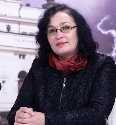Адвокат Десислава Филипова: Съдете банките! 
