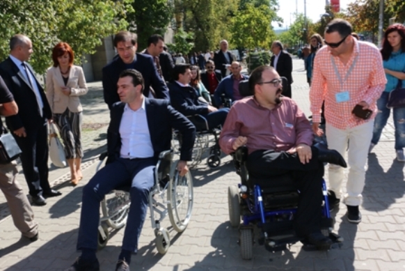 Петър Кичашки: Едва 4 училища в София са достъпни за деца с увреждания