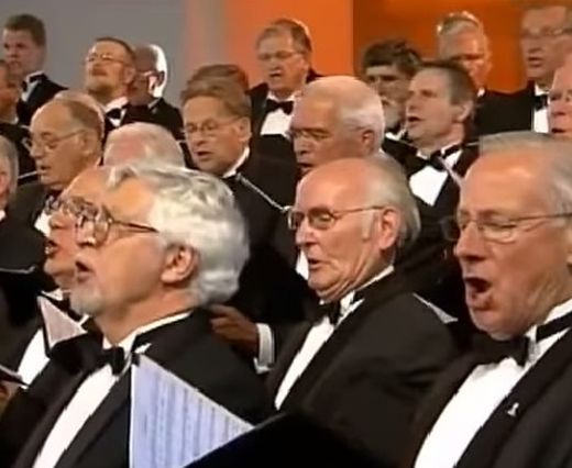 Холандски хор с невероятно изпълнение на &quot;Болен ми лежи Миле Попйорданов&quot; (ВИДЕО)