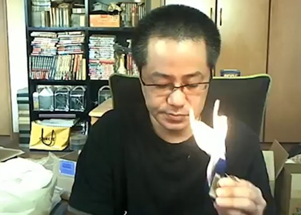 Нахакан японски геймър случайно запали дома си в директно предаване (ВИДЕО)
