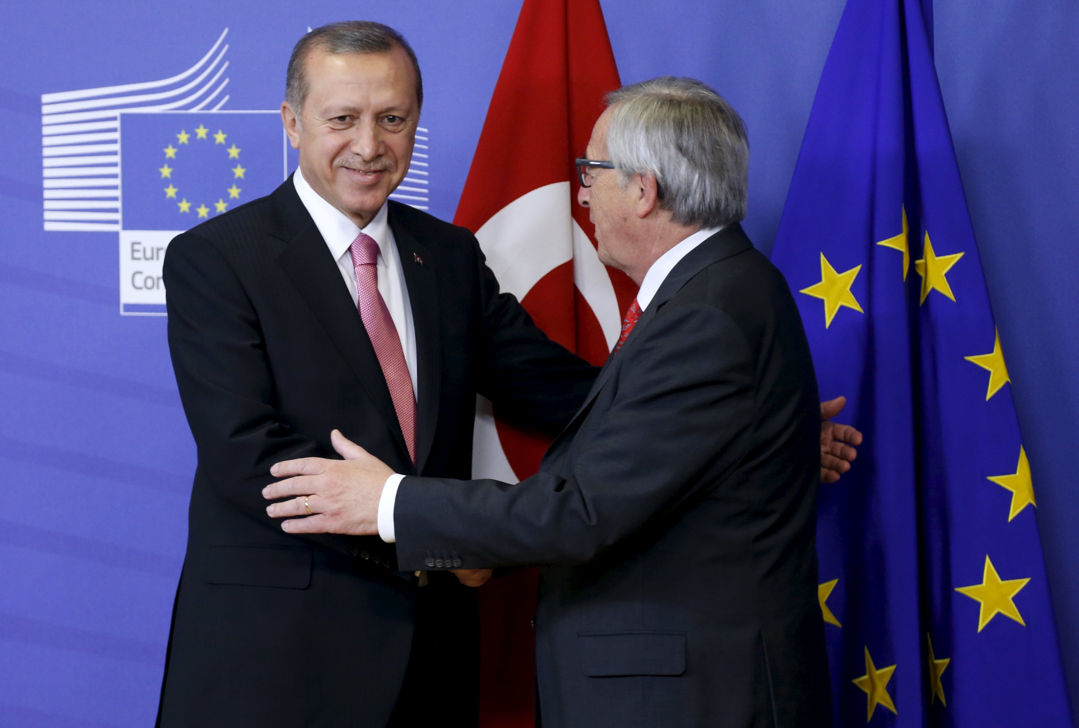 Ердоган с жесток ултиматум към ЕС: Спираме бежанците, ако махнете визите!