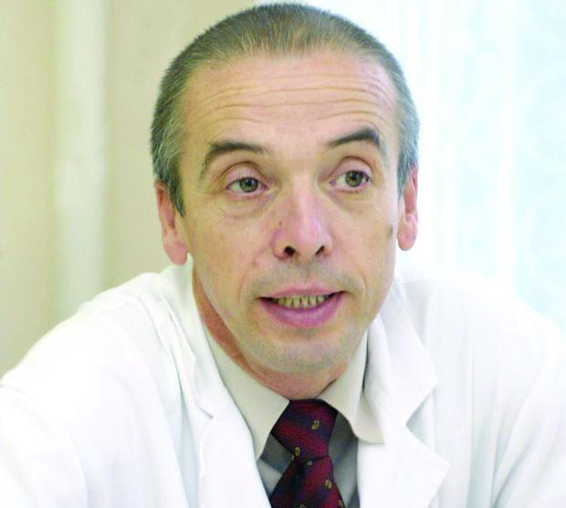 Доц. д-р Атанас Мангъров: Ваксините имат странични ефекти!