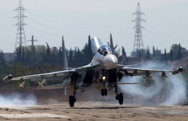 Ексклузивно за войната: Пентагонът разкри за опасна засечка с руски самолети в Сирия!
