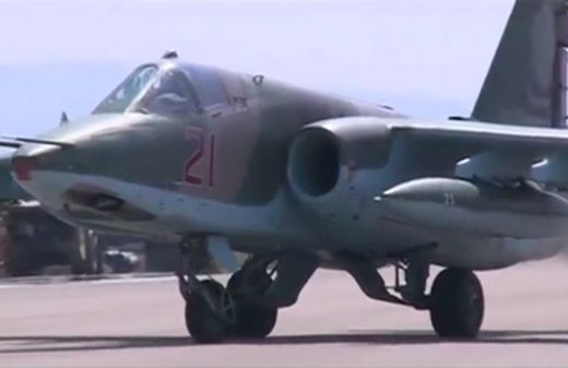 Руските бомбардировачи удариха склад за гориво и команден пункт на &quot;Ислямска държава&quot; (ВИДЕО)
