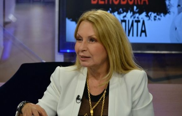 Беновска към Захариева: Радев ще призовете ли да се извини „за блатото” България след доклада на ЕК?    