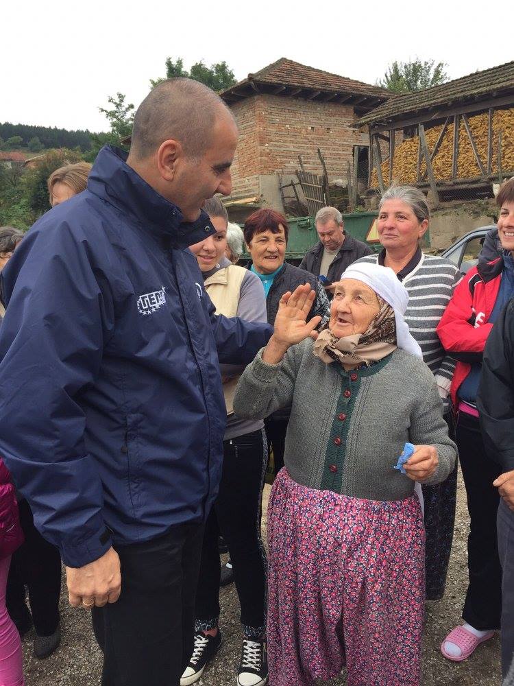 Цветан Цветанов в село Батин: Работим за всички еднакво