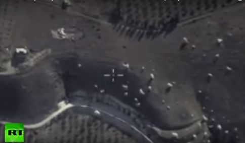 Ексклузивно за войната: RT пусна най-впечатляващите кадри от руските удари в Сирия! (ВИДЕО)