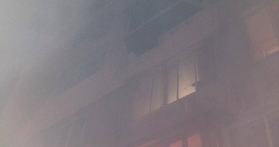 Пожар изпепели апартамент във Варна, съседите са в потрес 

