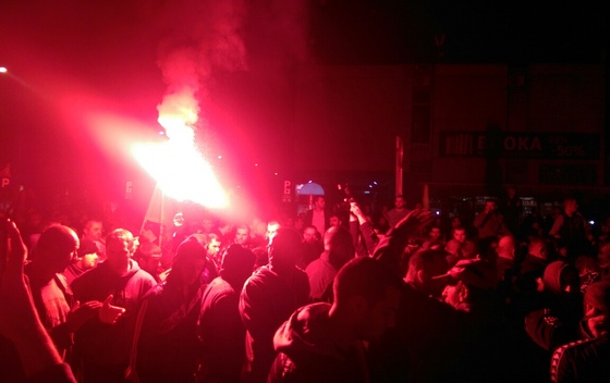 Гореща кървава нощ в Подгорица: Хиляди протестираха, ранени са полицаи и журналисти (СНИМКИ/ВИДЕО)