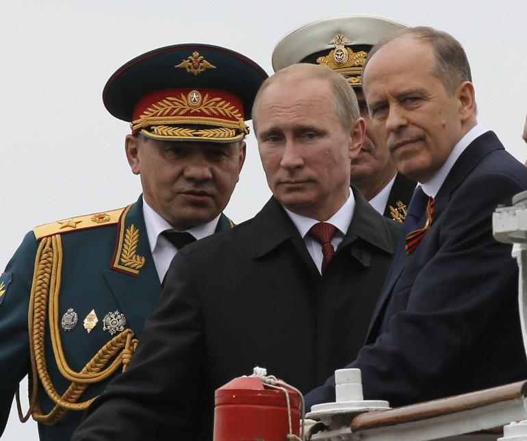 Експерт за опасността от война между Русия и Украйна: Путин няма да седне с терористи и бандити на една маса