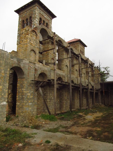 Българите в Украйна си строят двойник на Голямата базилика (СНИМКИ)