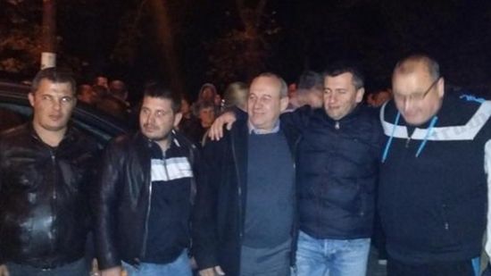 Стреляха с газов пистолет по симпатизанти на новия кмет в Сандански 