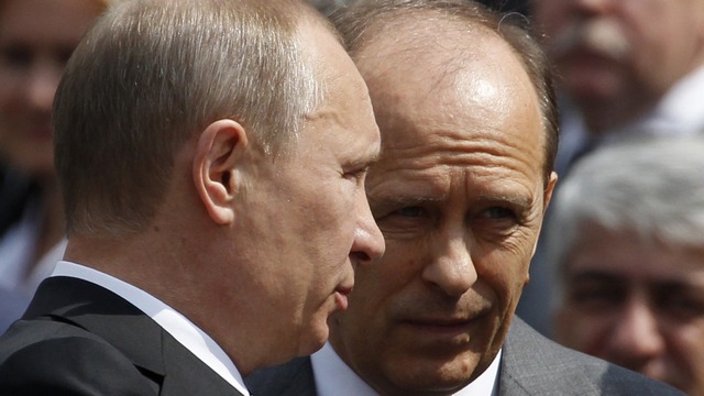 Путин чу шефа на ФСБ, спря полетите до Египет