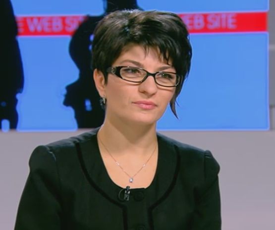 Десислава Атанасова оплю БСП здраво в ефир: Повтарят едни и същи лъжи от сутрин до вечер!
