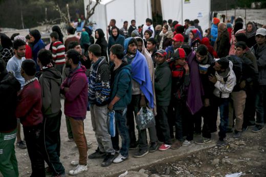 Германия прикотка бежанците, а сега ще ги връща към първата страна на ЕС, чиято граница са пресекли