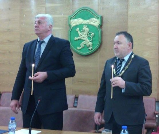 Кметът на Карлово Емил Кабаиванов се закле