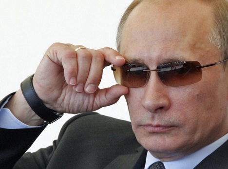 &quot;Хъфингтън пост&quot;: Путин е гангстер за Запада, но голяма сделка с него срещу ИД не е налудничава идея