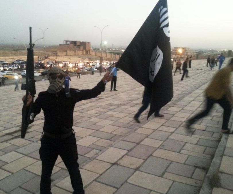 Денонощен компютърен център на &quot;Ислямска държава&quot; подготвил атентатите в Париж 