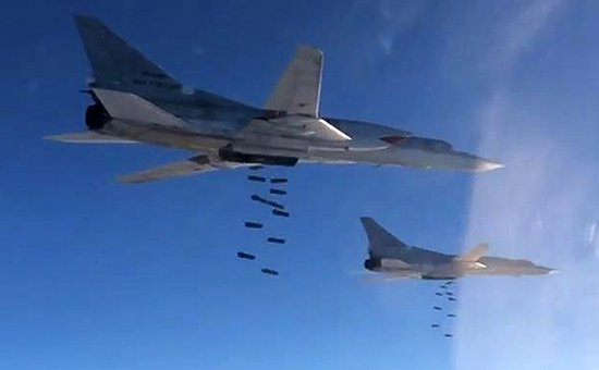 Руските самолети в Сирия излизат на лов за цистерни на &quot;Ислямска държава&quot;