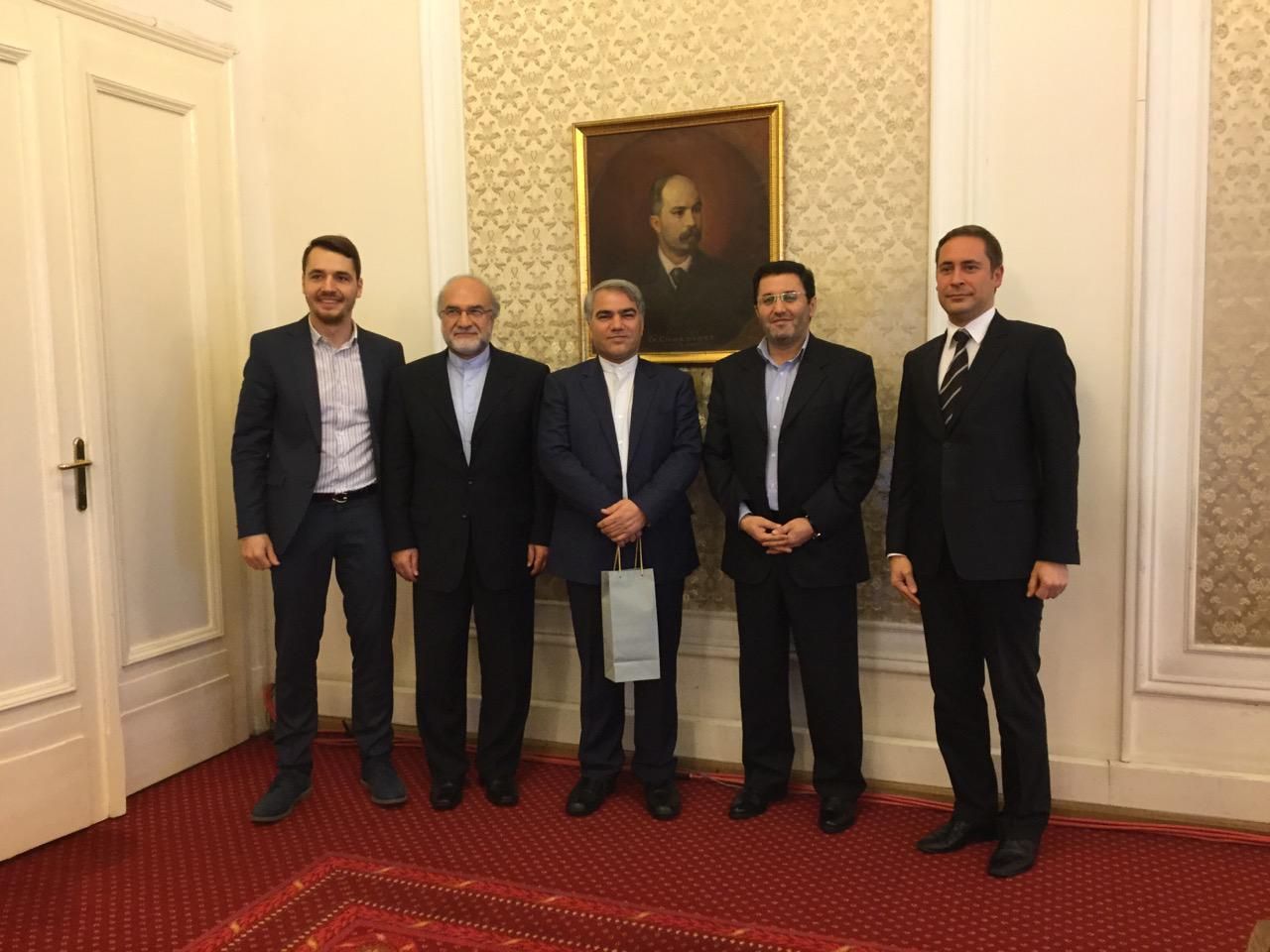Иран поиска политическо и икономическо сътрудничество с България 