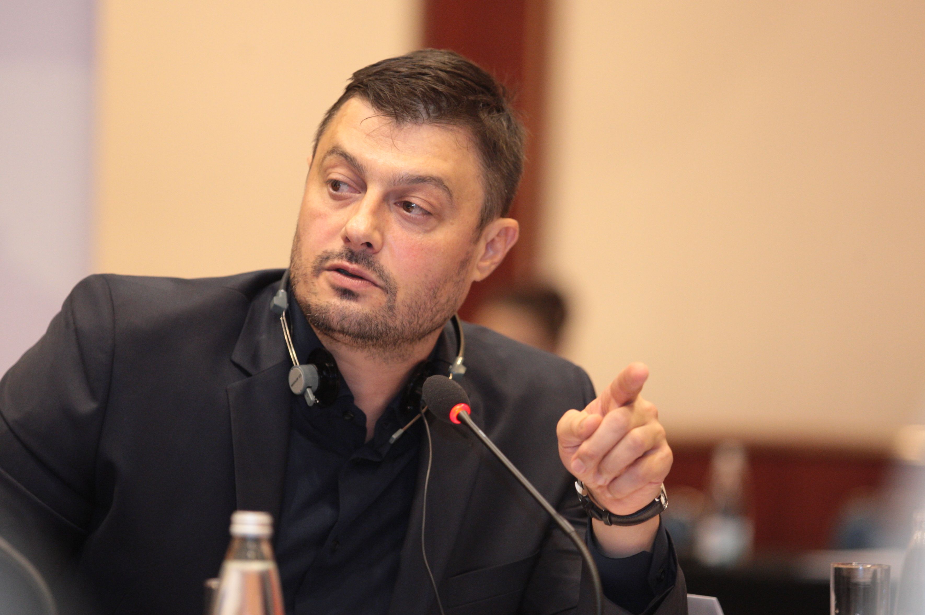 Бареков разгроми корупцията в медиите и подхвана Прокопиев