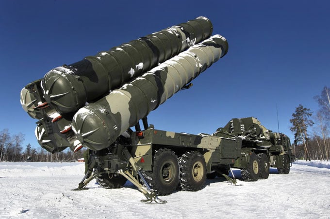 САЩ треперят от зенитно-ракетната система С-400, щяла да усложни ситуацията в Сирия
