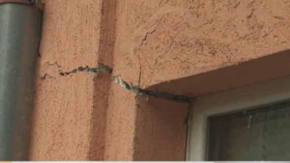 Къщи в Русе са пред срутване заради ВиК авария