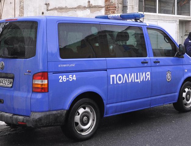 Паника в центъра на София, полиция отцепи възлово кръстовище 
