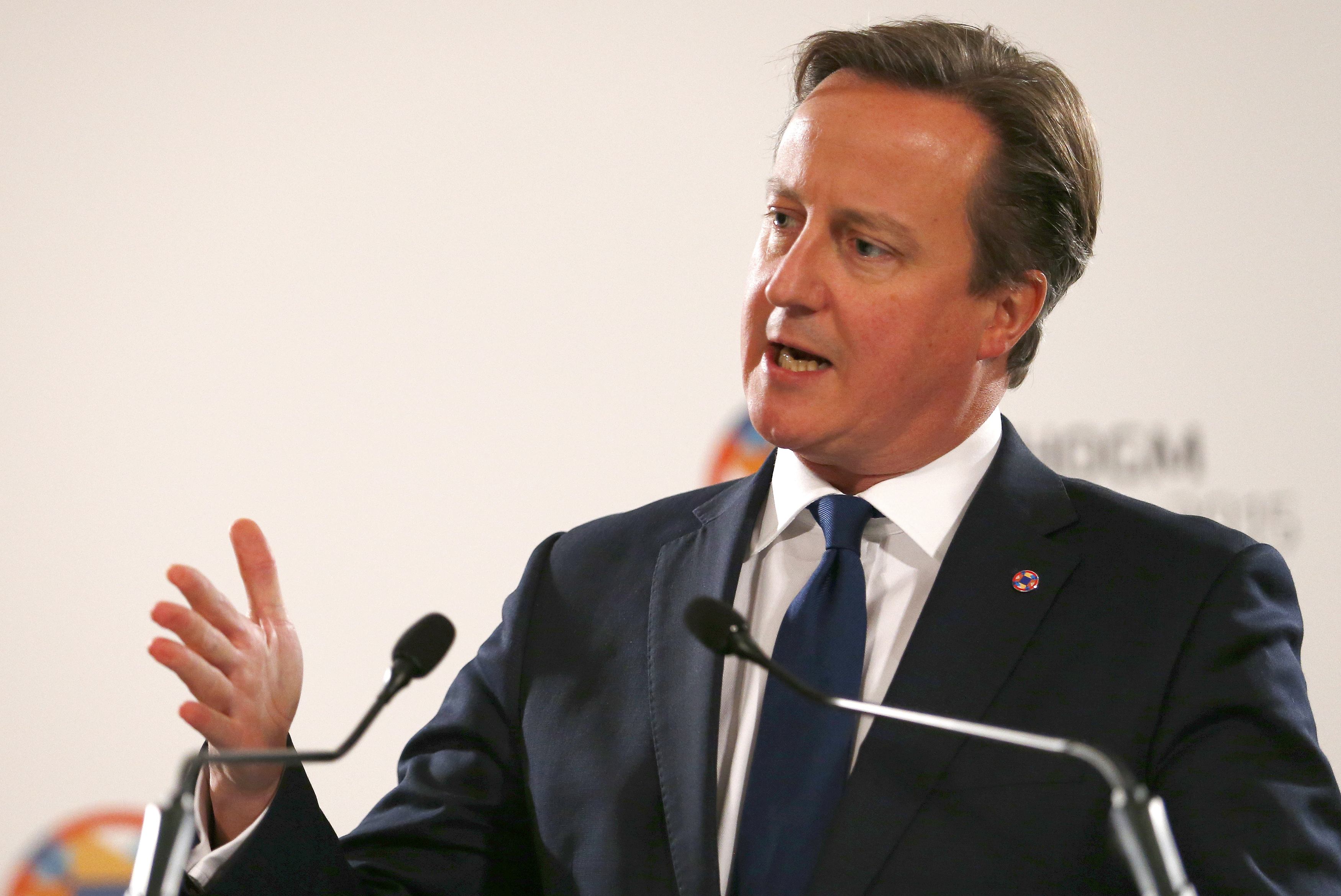 Камерън осъди ксенофобските прояви след референдума за Брекзит-а