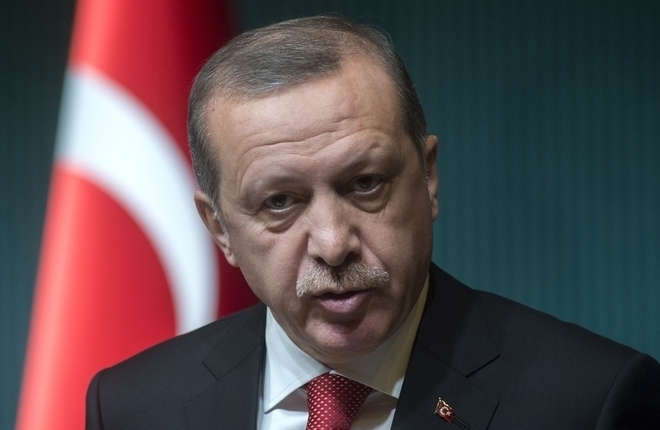 Предателствата на Ердоган: Лидерът на Турция сменя приятелите си като носни кърпи (ВИДЕО)
