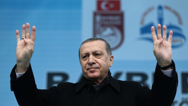 Москва: Столът на Ердоган се разклати  