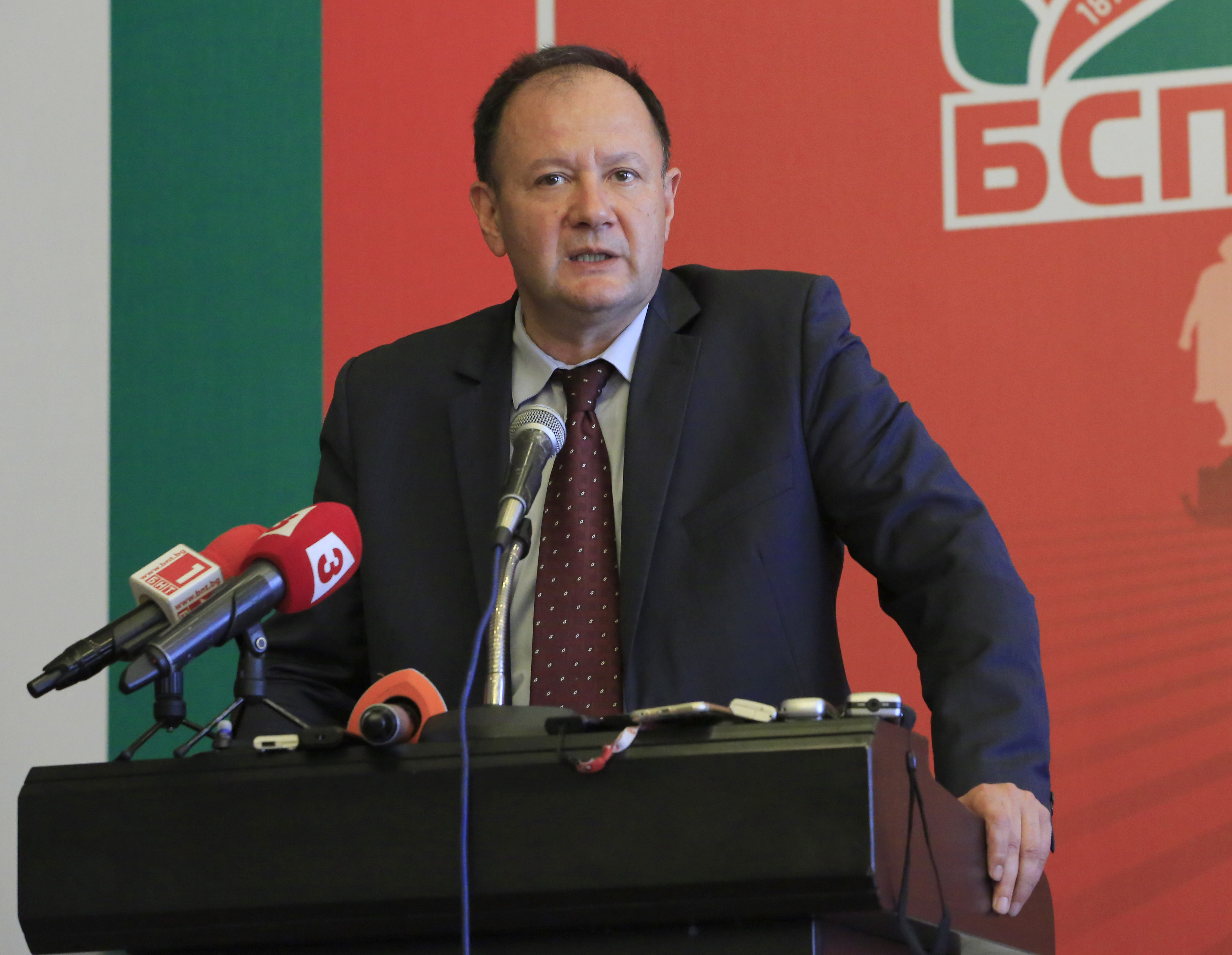 Михаил Миков: В средата на януари ще определим датата и мястото на конгреса на БСП