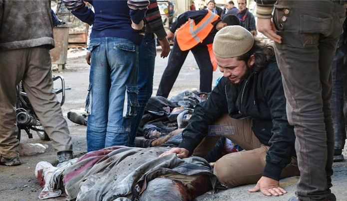 Касапница на пазар в Сирия с най-малко 44 убити след въздушен удар