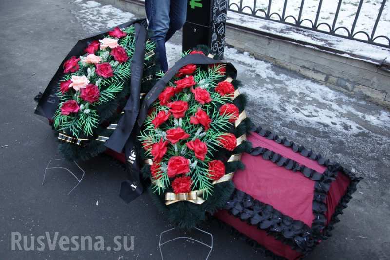 Разходиха ковчег с Ердоган из улиците на Москва (СНИМКИ/ВИДЕО)