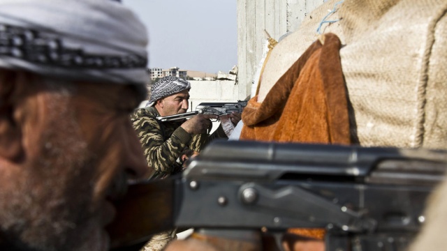 В Сирия разказаха как Турция доставя оръжие на „Ислямска държава”  
