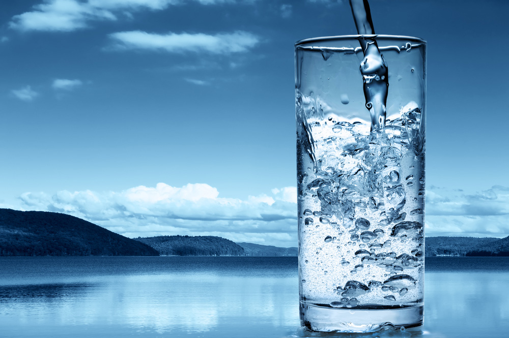 Трябва ли да се съобразяваме с правилото за 2 литра вода на ден