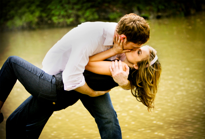 6 съвета, който ще ви направят неотразими в целуването