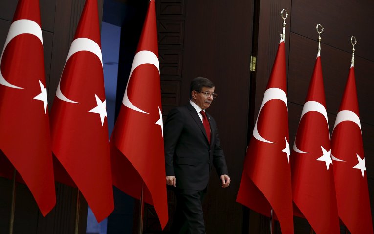 Давутоглу: Турция не възнамерява да провежда операция в Ирак