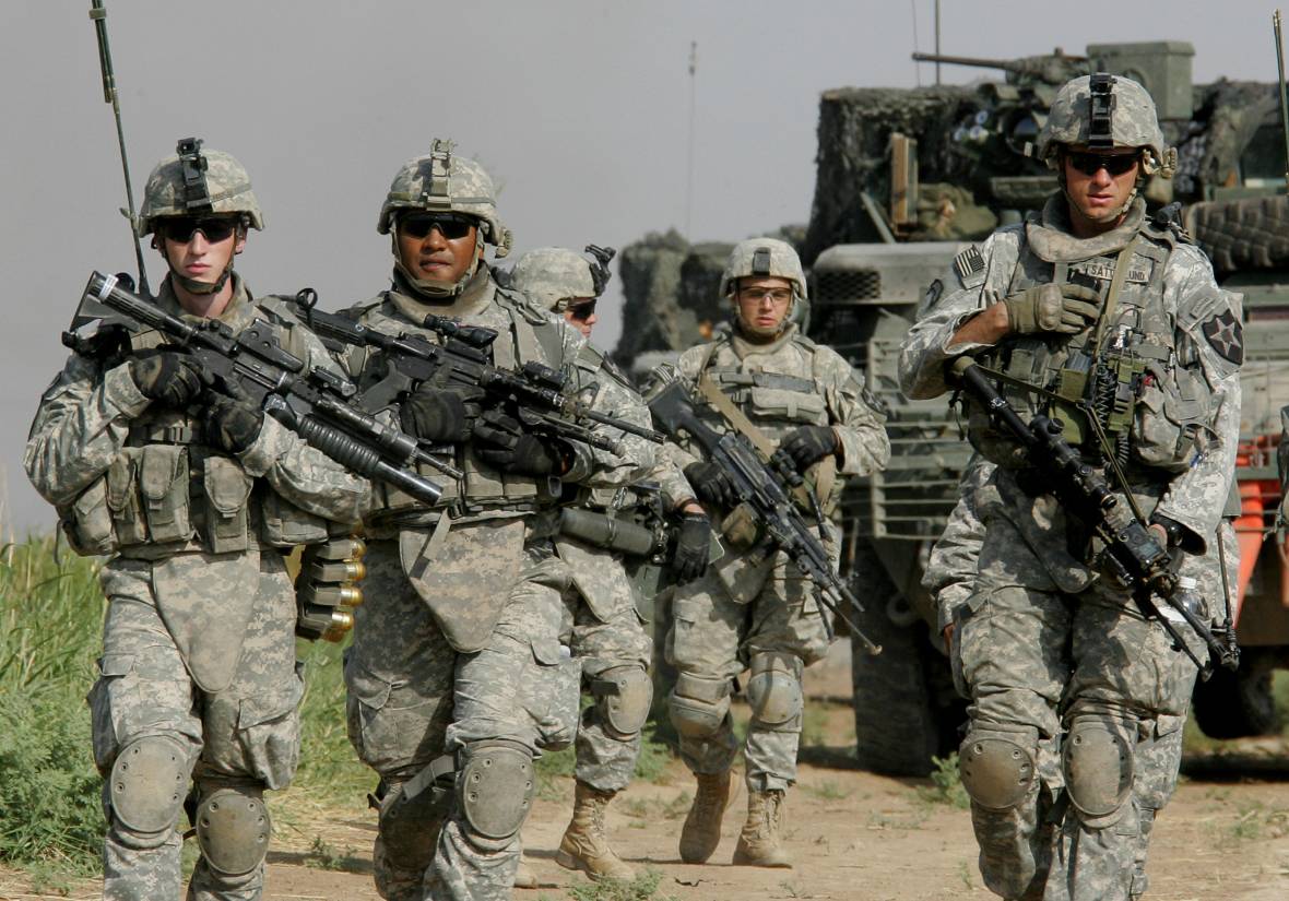Става страшно! 100 000 войници на Коалицията нахлуват в Ирак (ВИДЕО)